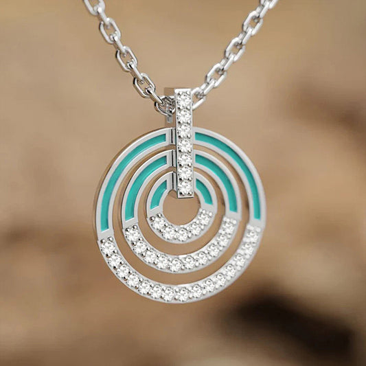 Charming Piece for Any Occasion