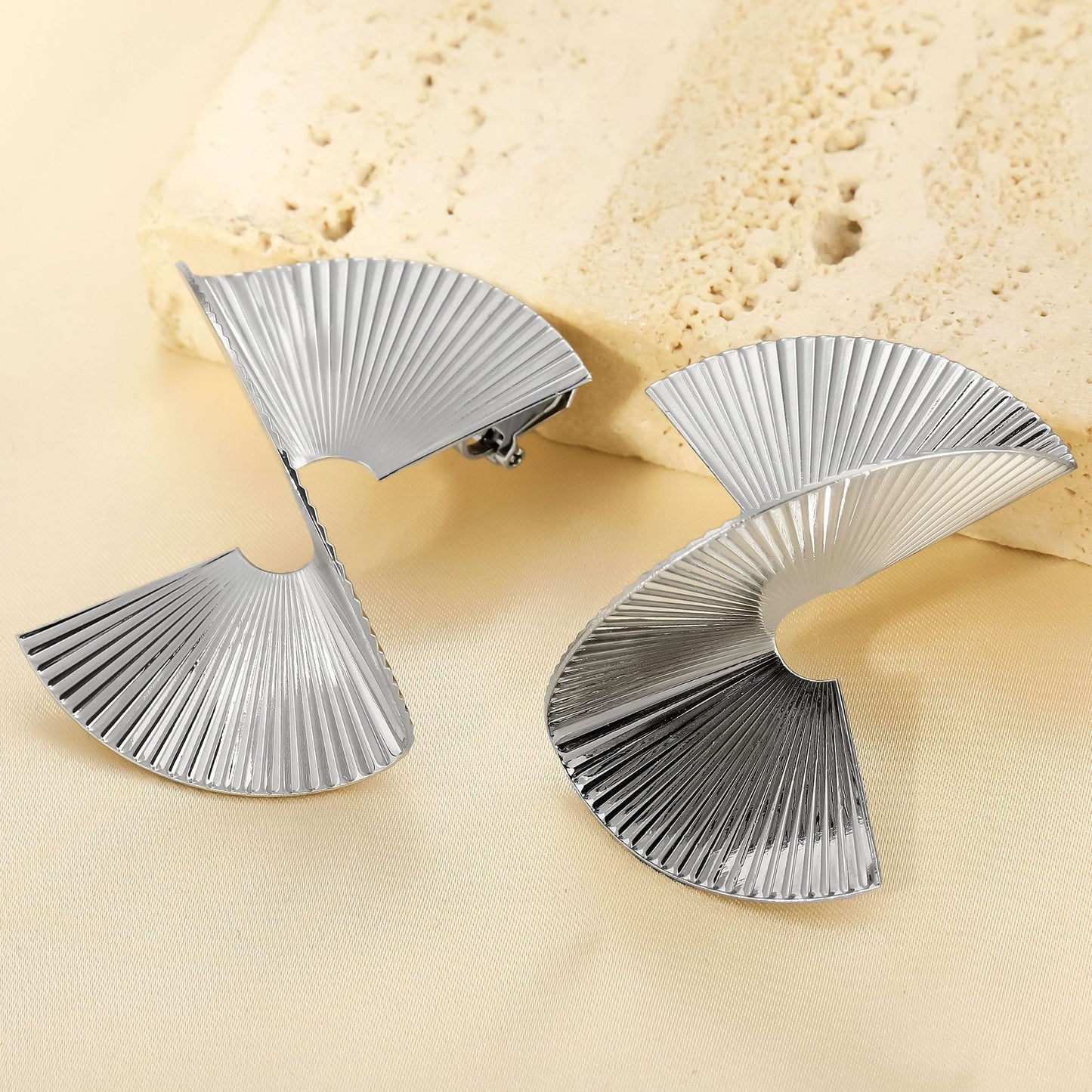 Elegant Earring for Every Occasion