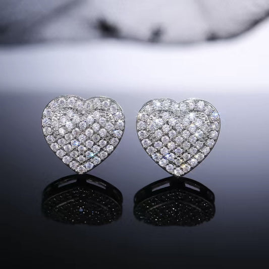 Charming Earring for Any Occasion
