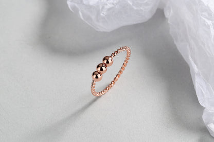 Romantic Gold Ring for Special Moments