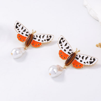 Charming Piece for Any Occasion