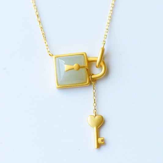 Stunning Gold Necklace for Daily Wear