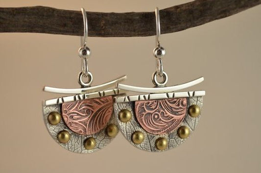 Charming Earring for Any Occasion