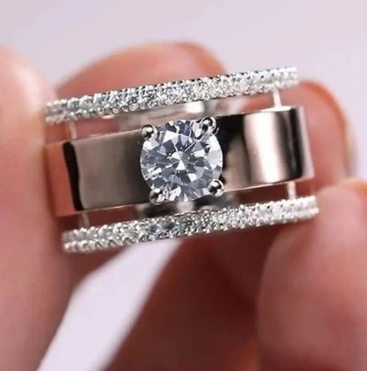 Beautiful Ring with Unique Style