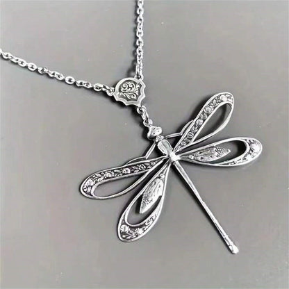 Stunning Necklace for Daily Wear