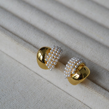 Stunning Gold Earring for Daily Wear