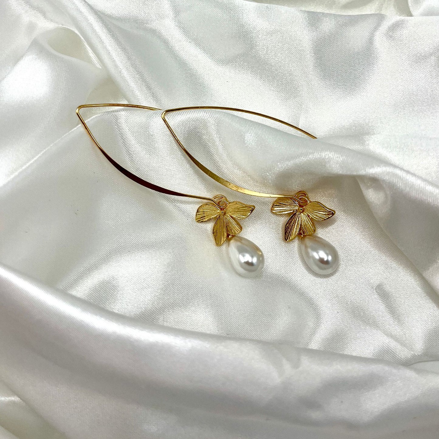 Charming Pearl Earring for Any Occasion