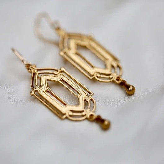 Romantic Earring for Special Moments