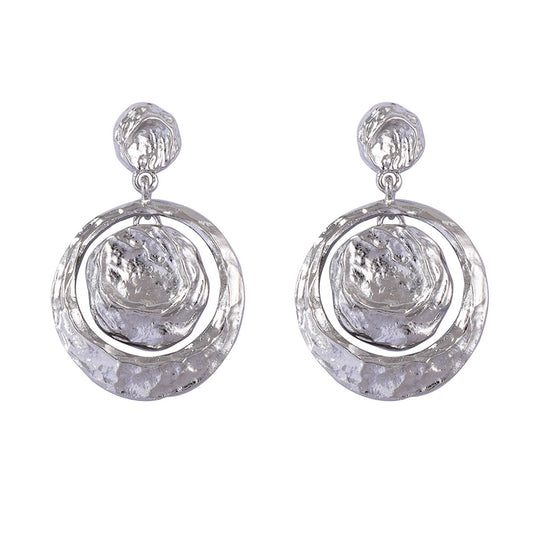 Charming Piece for Any Occasion