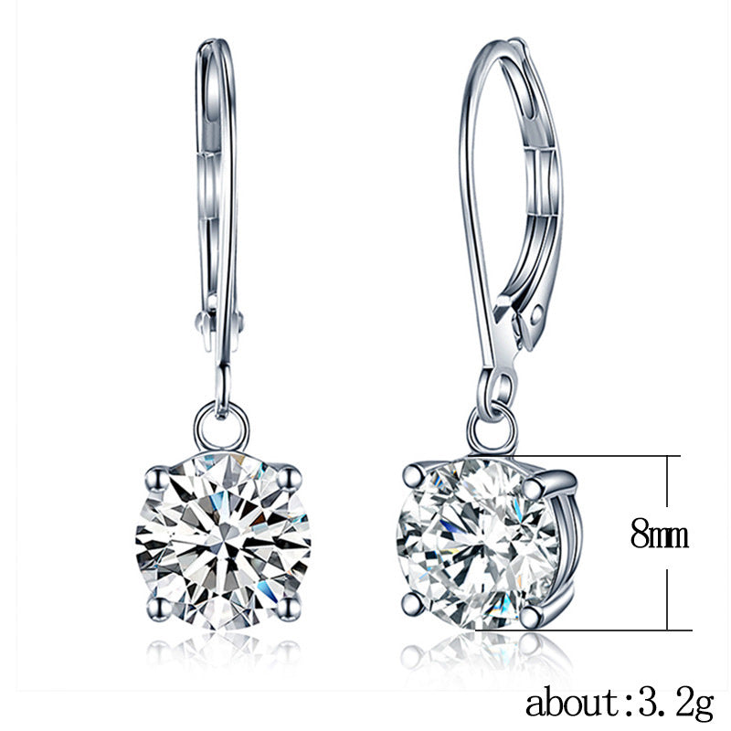 Charming Gold Earring for Any Occasion