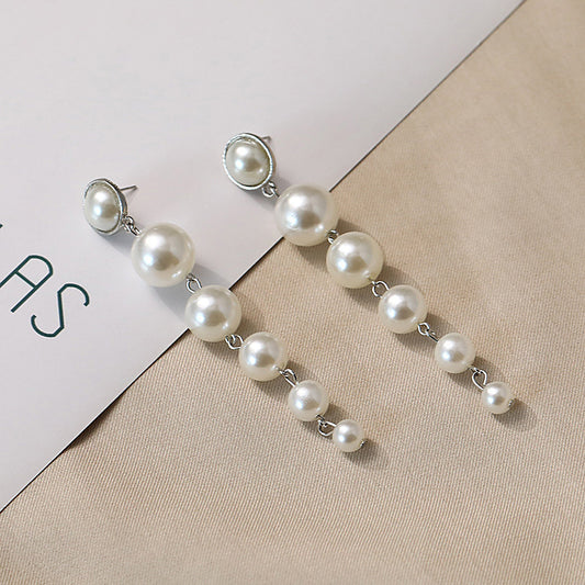 Classic Pearl Earring with Timeless Appeal