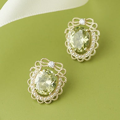 Classic Earring with Timeless Appeal
