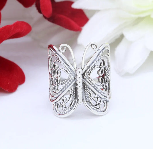 Beautiful Ring with Unique Style