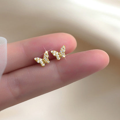 Classic Earring with Timeless Appeal