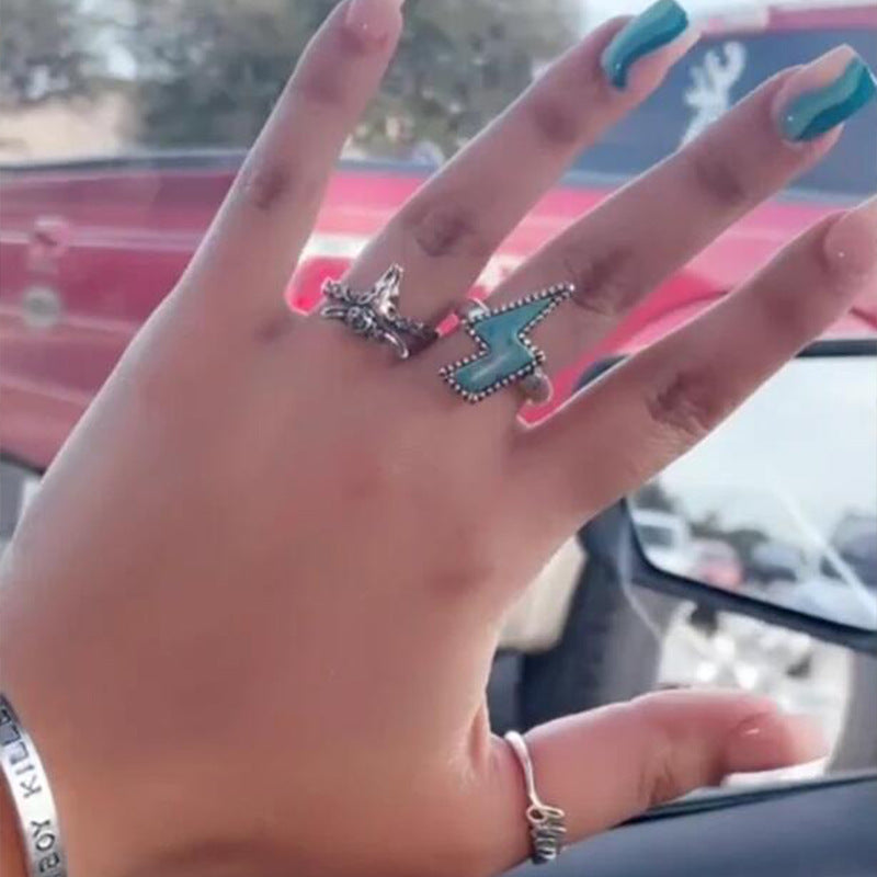 Beautiful Ring with Unique Style