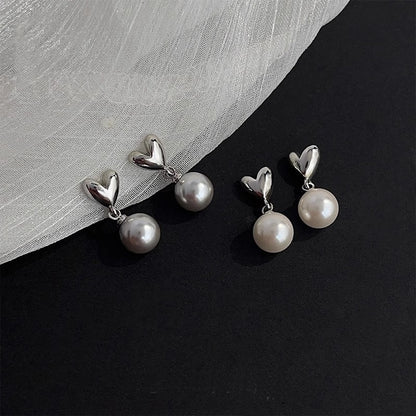 Romantic Pearl Earring for Special Moments