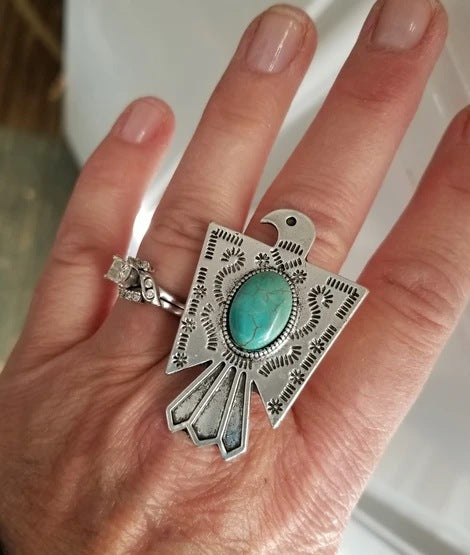 Elegant Silver Ring for Every Occasion