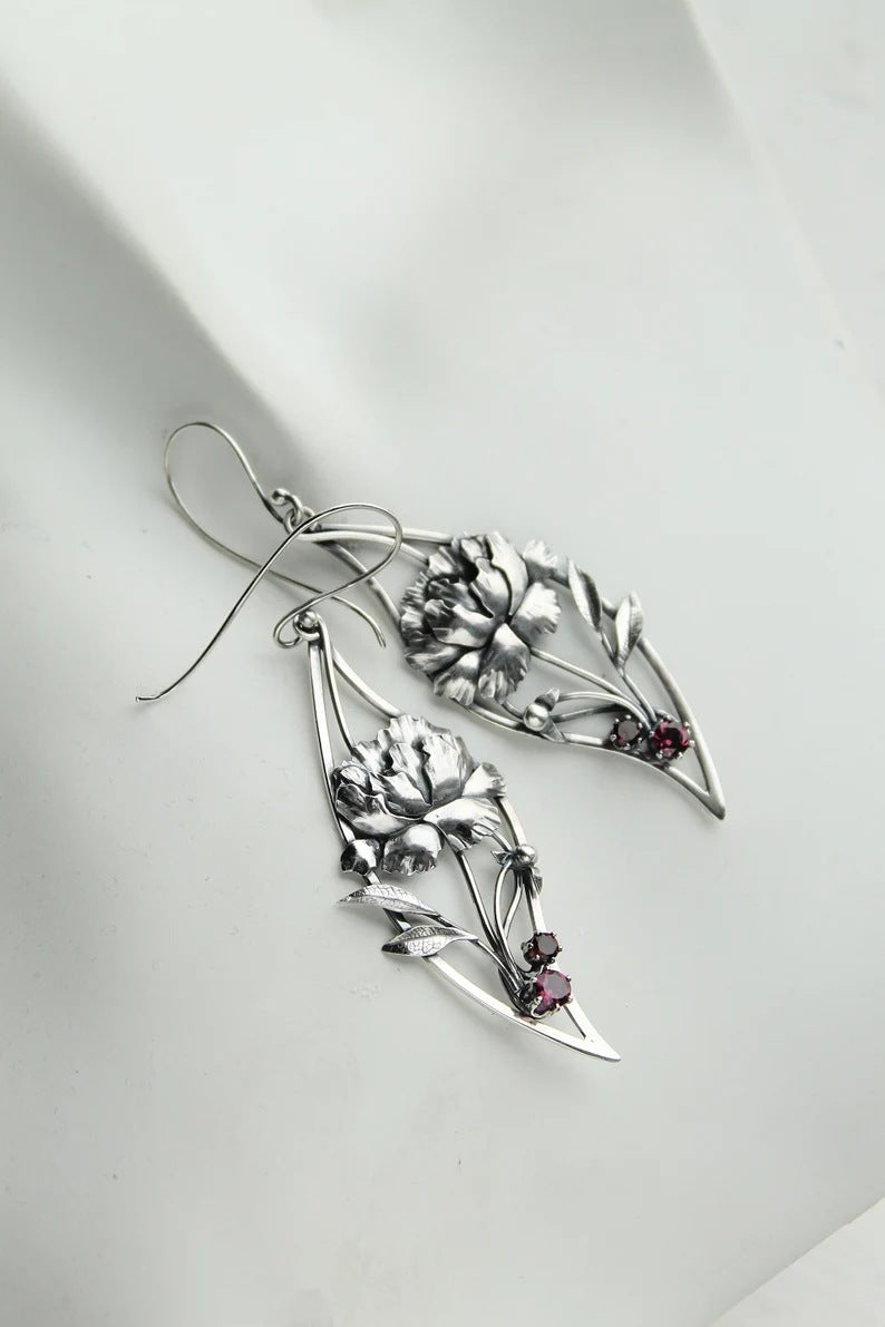 Vintage Handmade Earring
