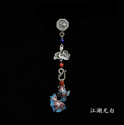 Romantic Silver Pendant for Special Moments