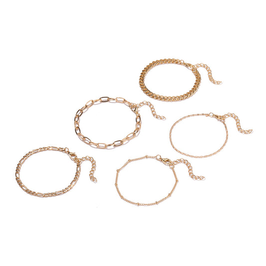 Classic Gold Bracelet with Timeless Appeal
