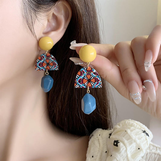 Charming Earring for Any Occasion