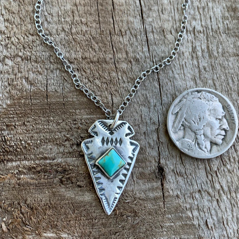 Stunning Necklace for Daily Wear