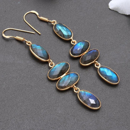 Beautiful Gold Earring with Unique Style