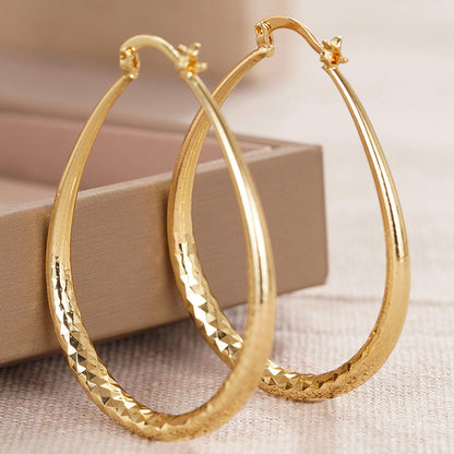 Classic Earring with Timeless Appeal