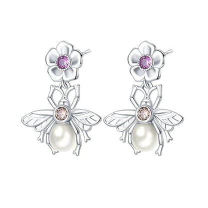 Beautiful Pearl Earring with Unique Style