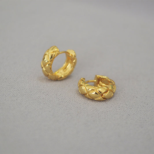 Elegant Gold Earring for Every Occasion