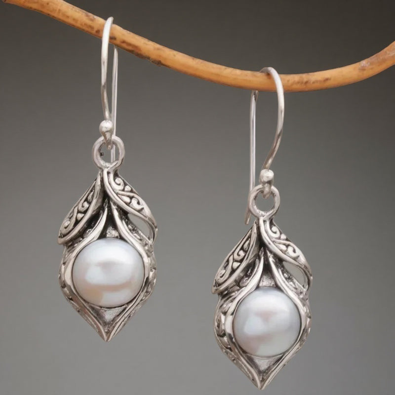 Stunning Pearl Earring for Daily Wear