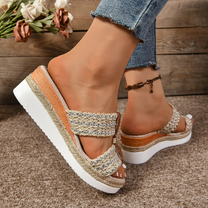 Graceful Orthopedic Sandals for Modern Look