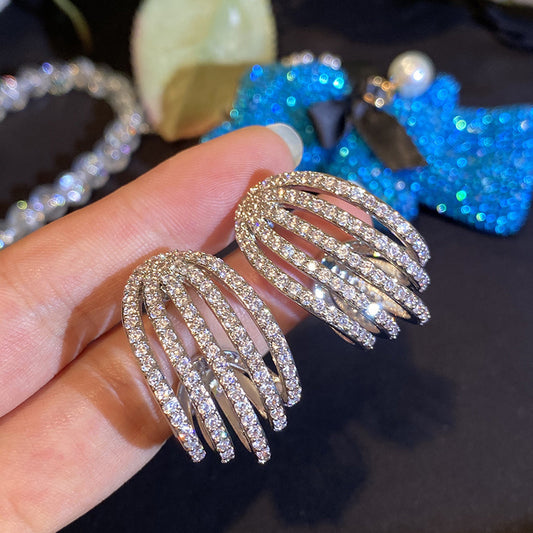 Romantic Earring for Special Moments