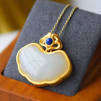 Elegant Silver Necklace for Every Occasion