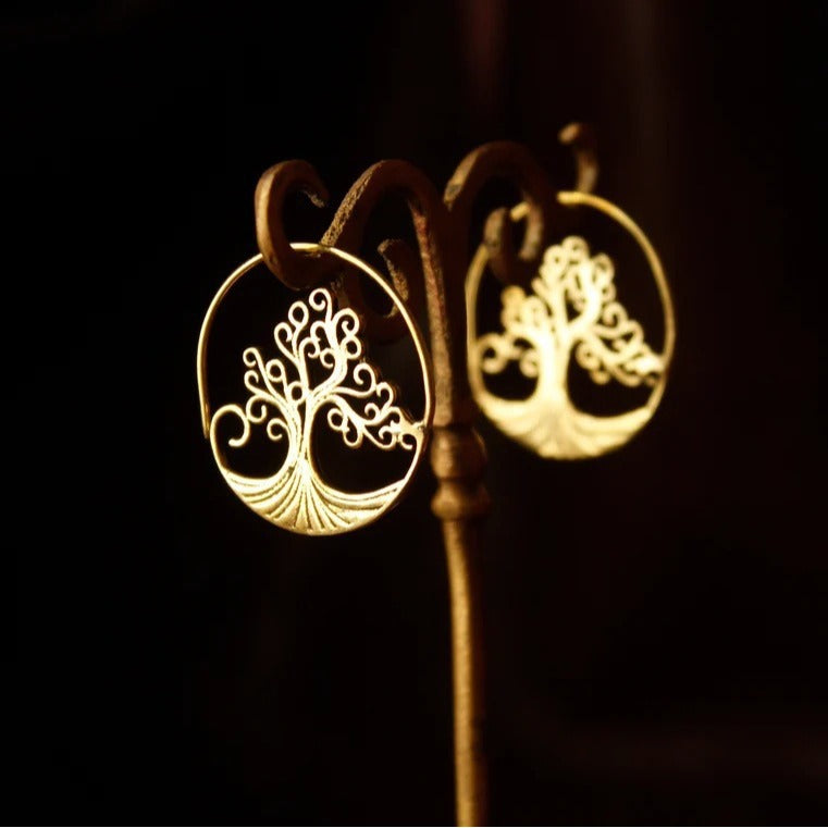 Charming Earring for Any Occasion