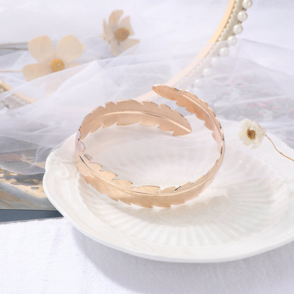 Romantic Bracelet for Special Moments