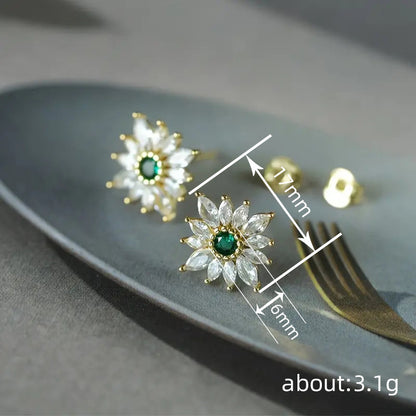 Charming Earring for Any Occasion