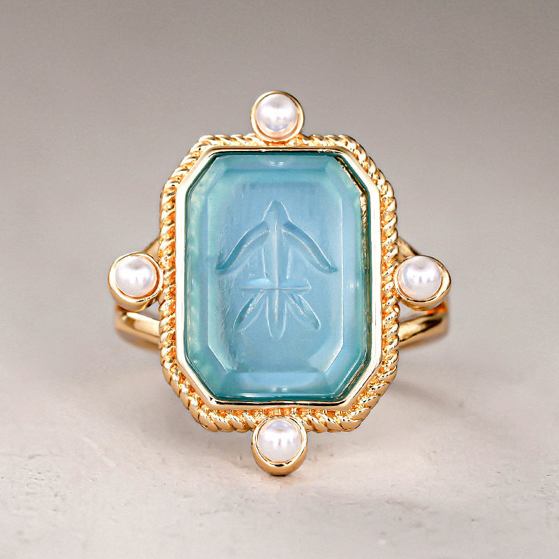 Classic Ring with Timeless Appeal
