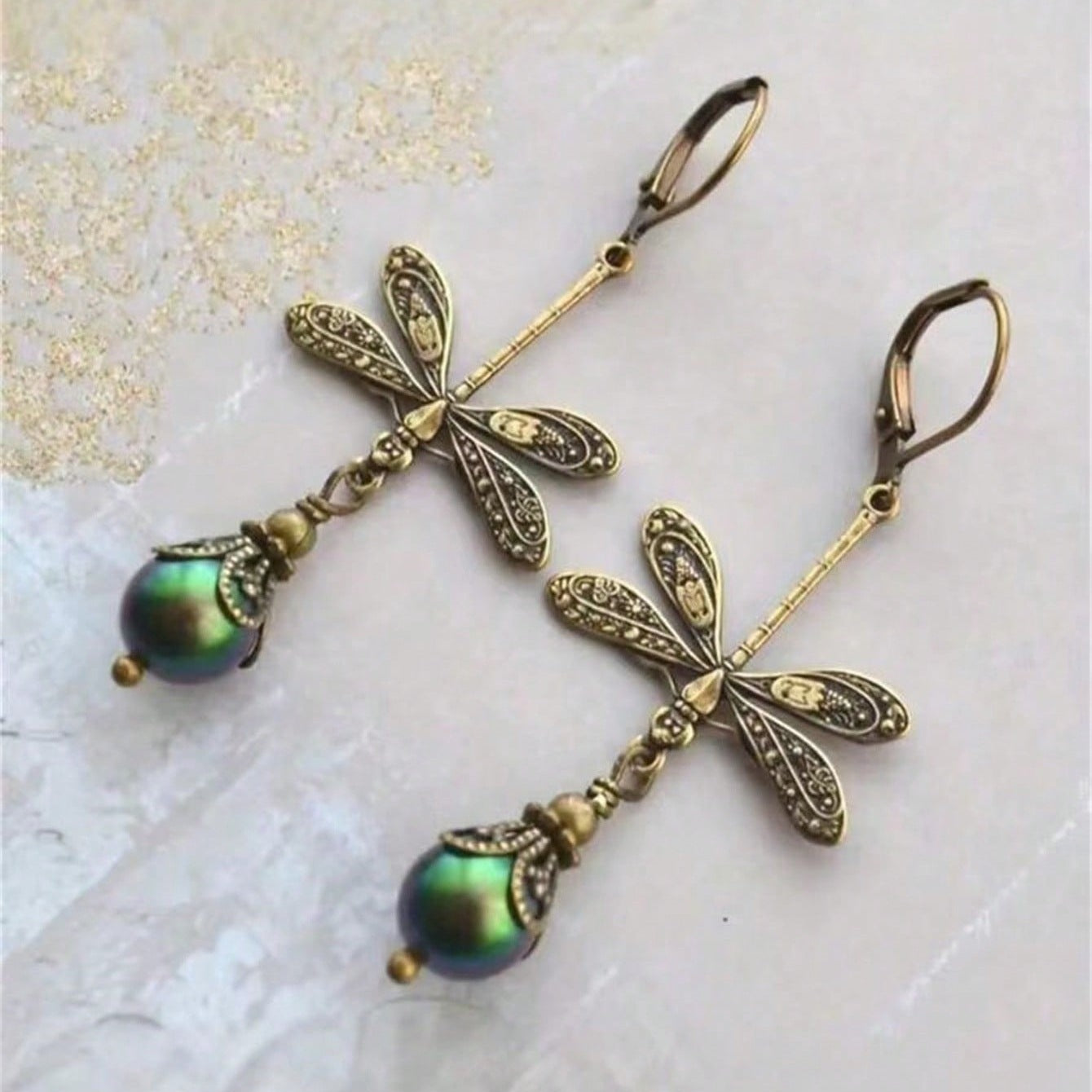 Beautiful Pearl Earring with Unique Style