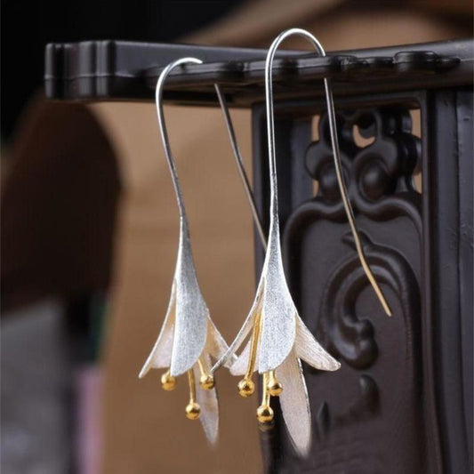 Charming Earring for Any Occasion