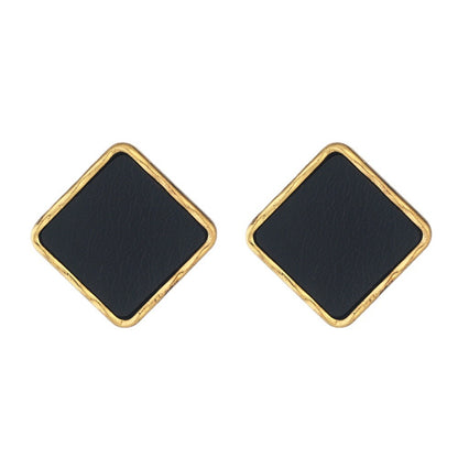 Classic Silver Earring with Timeless Appeal