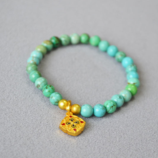 Charming Gold Bracelet for Any Occasion