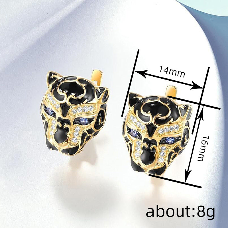 Charming Piece for Any Occasion