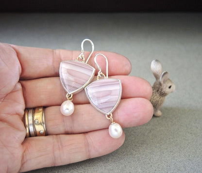 Romantic Pearl Earring for Special Moments