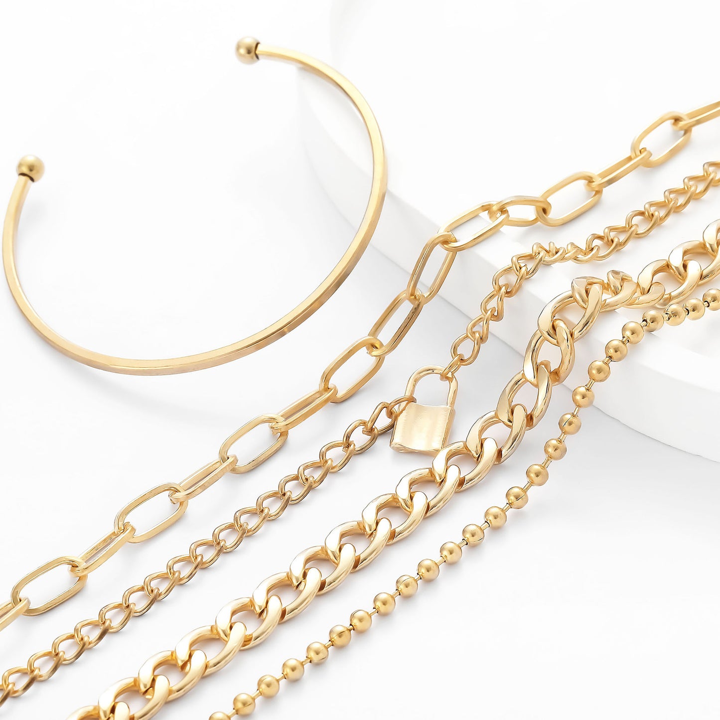 Classic Set with Timeless Appeal