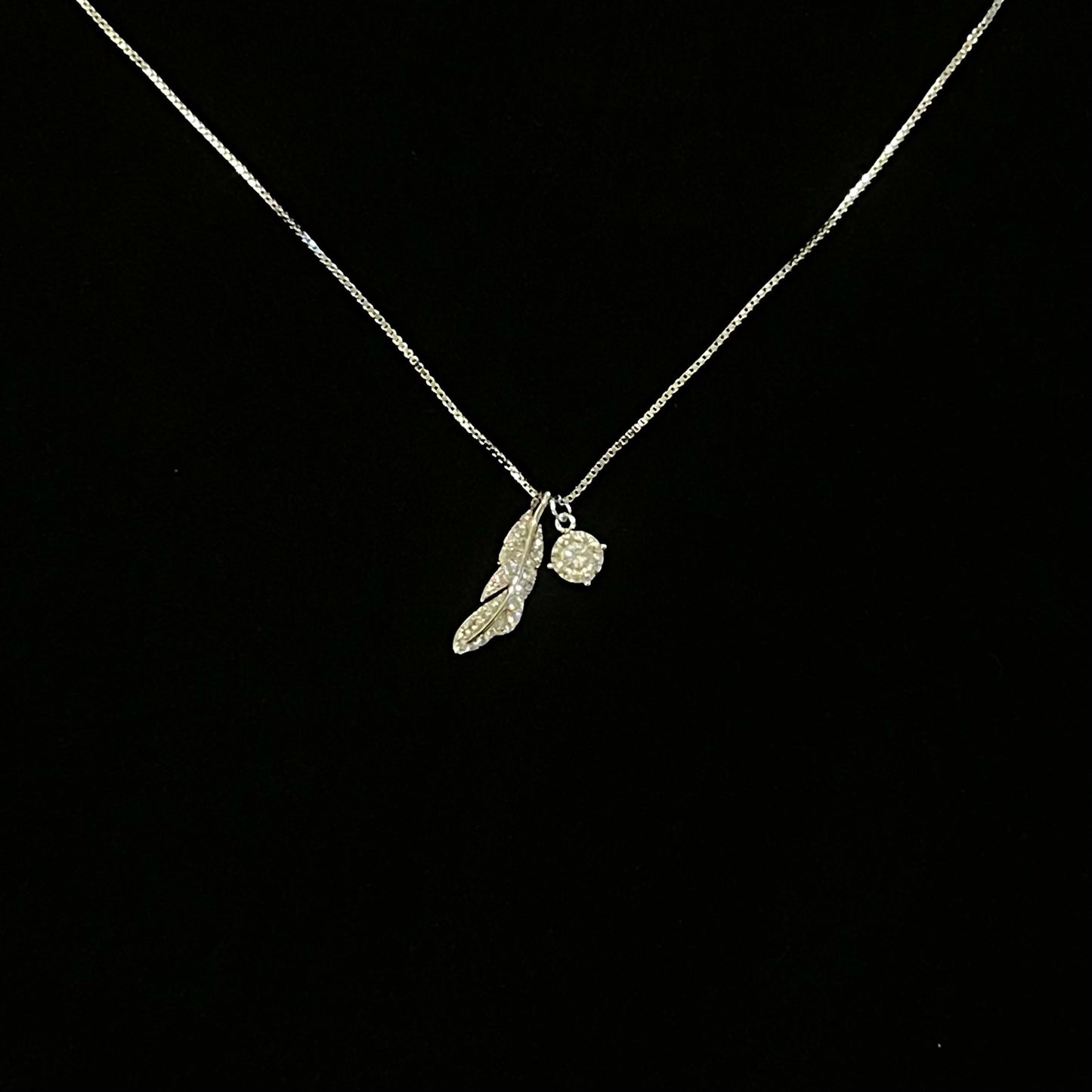 Romantic Necklace for Special Moments