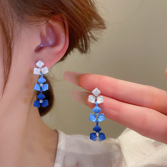 Charming Earring for Any Occasion