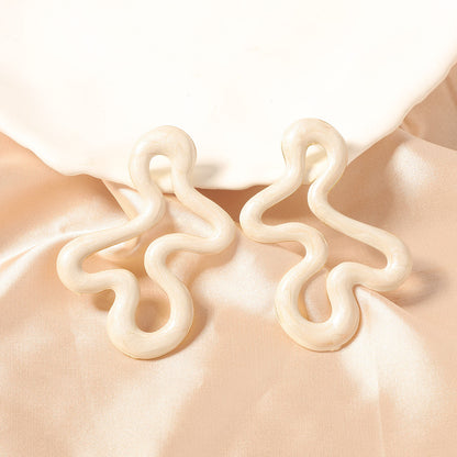 Classic Earring with Timeless Appeal