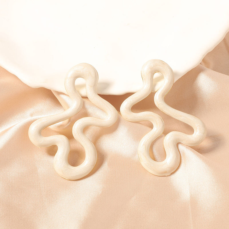Classic Earring with Timeless Appeal