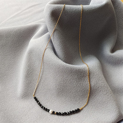 Romantic Pearl Necklace for Special Moments